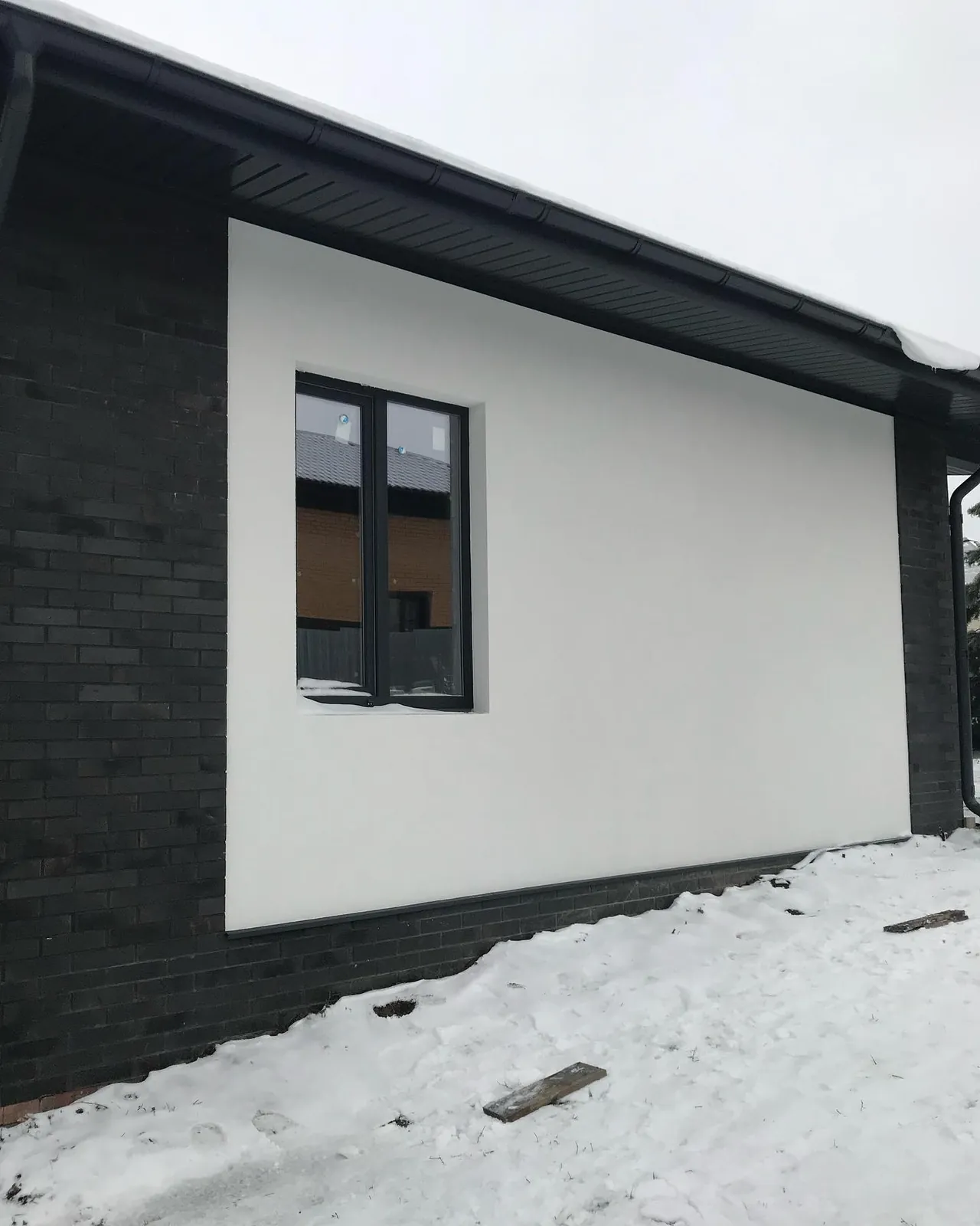 Белое и графитовое, ракурс 1