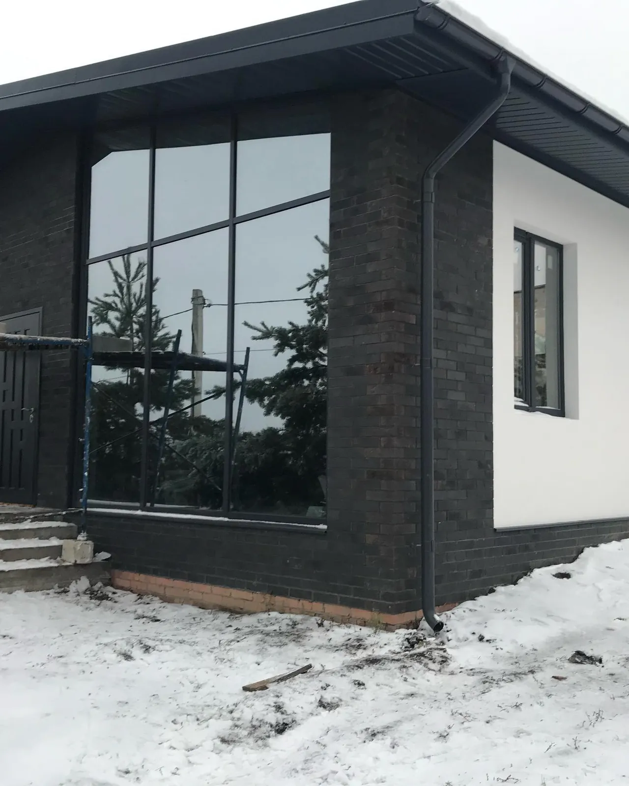 Белое и графитовое, ракурс 4