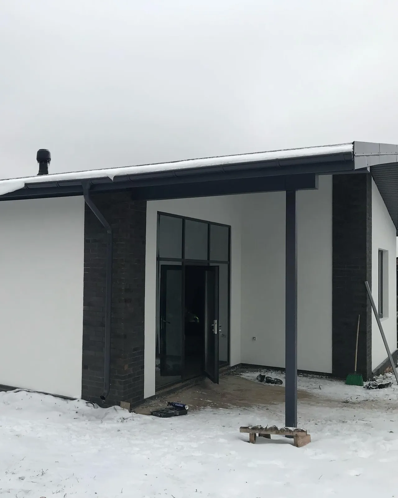 Белое и графитовое, ракурс 5