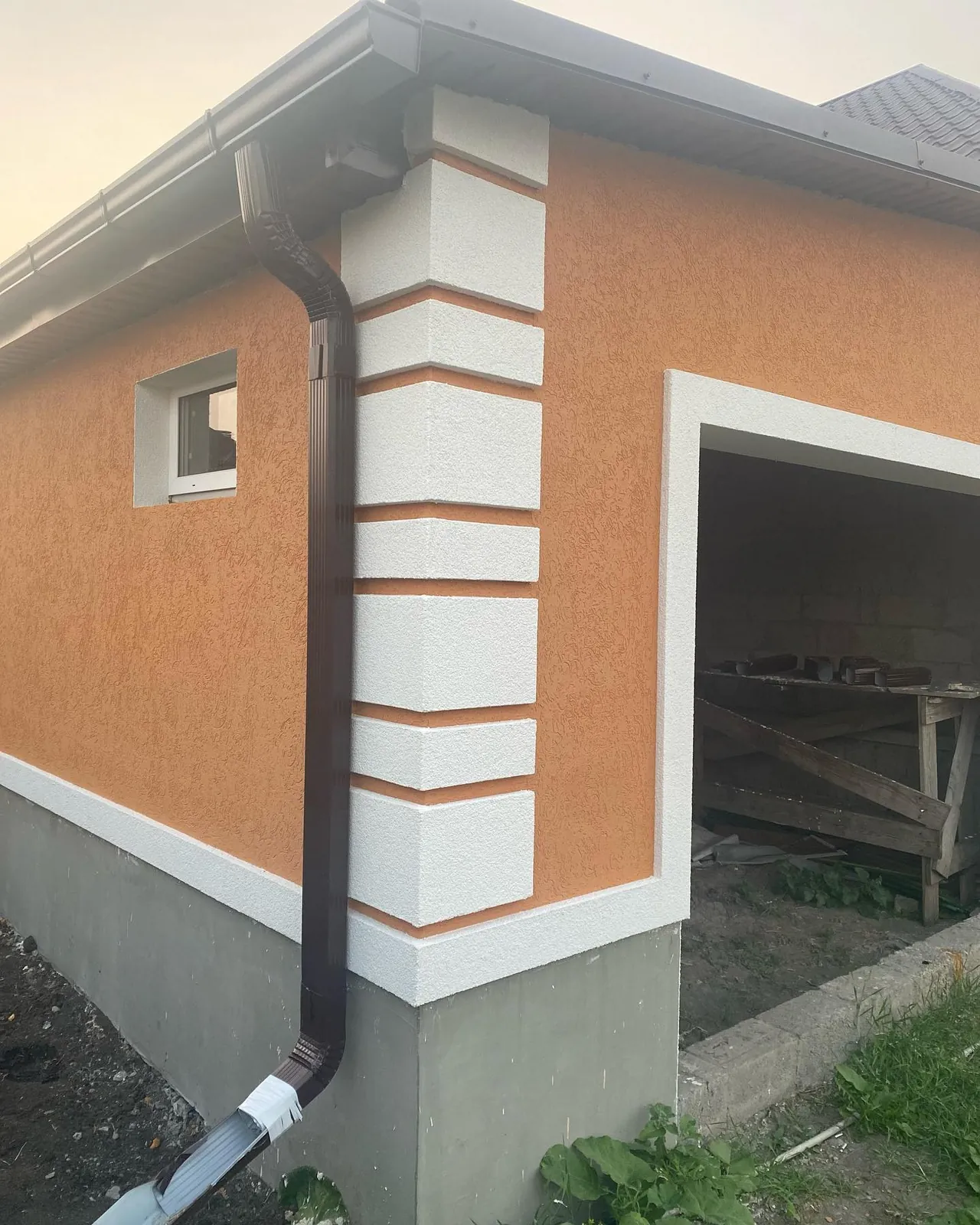 Рустовка на оранжевом