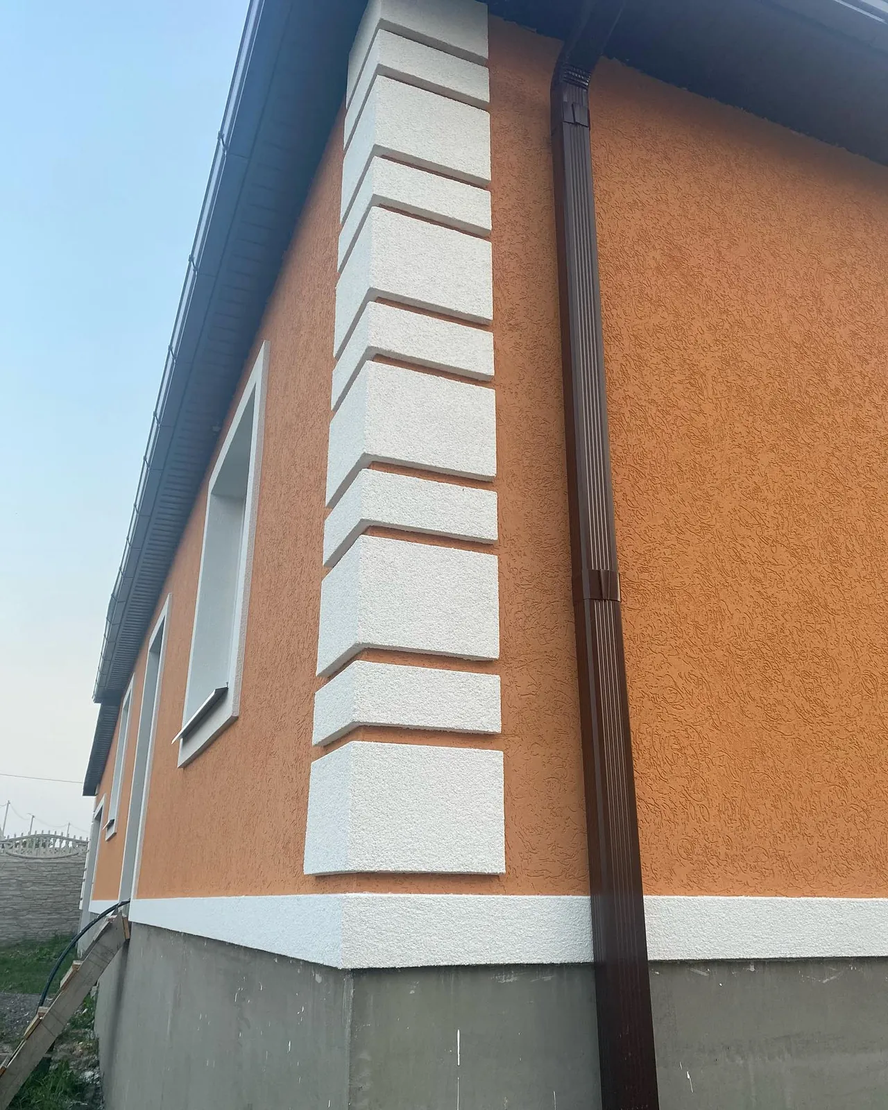 Рустовка на оранжевом, ракурс 4